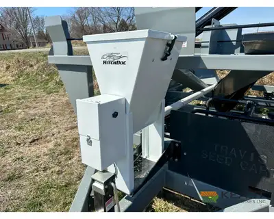 Used TRAVIS _UNKNOWN_ Seed Tenders Iowa US | Keast Enterprises #1360482
