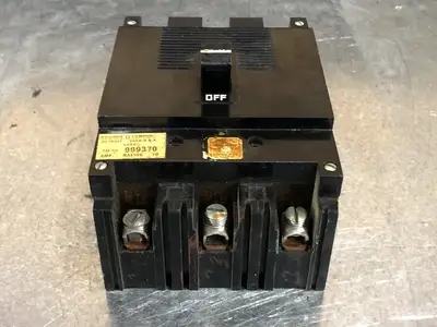 USED SQUARE D 999370