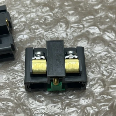 (4) IDEC Push button Switch contact BS010E NNB Fast Shipped From 🇺🇸 + Warranty