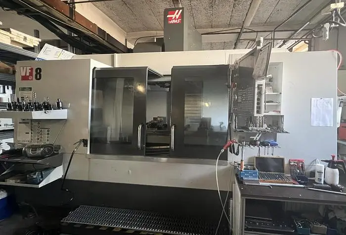 Used 2015 HAAS VF-8 Vertical Machining Centers SK | UCY Industrial GmbH #385612