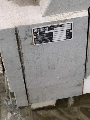 USED BECKER KVT 3.140 VACUUM PUMP