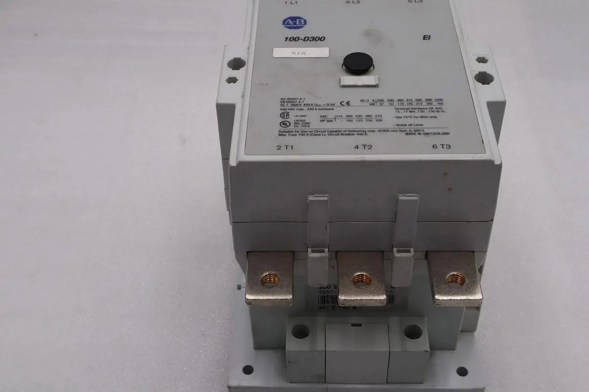ALLEN-BRADLEY 100-D300 CONTACTOR 600 VAC MAX STOCK L-715