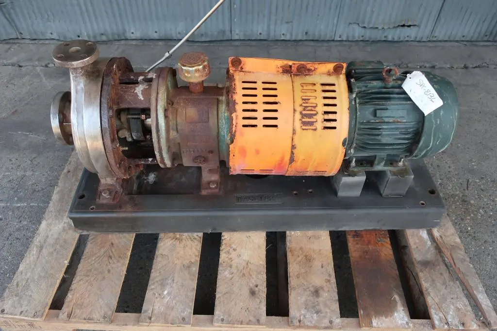 SPC8136  Pump 1x2x11 Goulds centrifugal pump, 5 hp, Stainless Steel