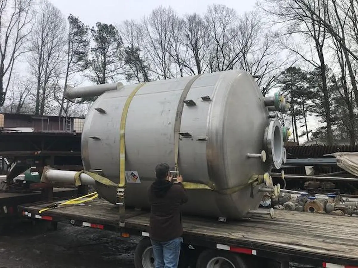 Tank, 4,000 Gallon (Approx.), 316 Stainless Steel, Vertical, Dish Top & Bottom, #5991697
