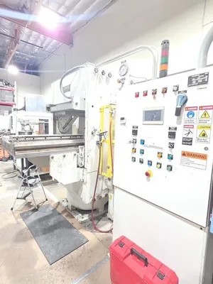 2015 ACCUDYNE UPS/SS Heated Platen Press and Laminating Press | Kempler Machinery (3)