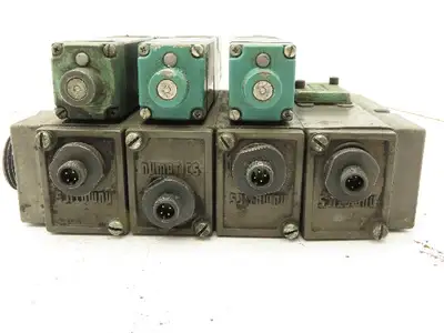 Numatics 081SS500M000061 Pneumatic Flexiblok Manifold 3/2 Position Spool Valve