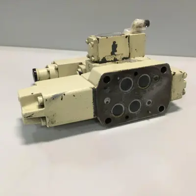 USED REXROTH 4WRZ16W1150316A24N9EK4D2M204