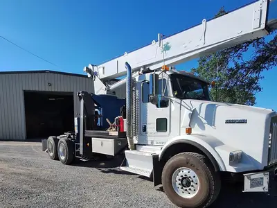 USED 2013 KENWORTH T800