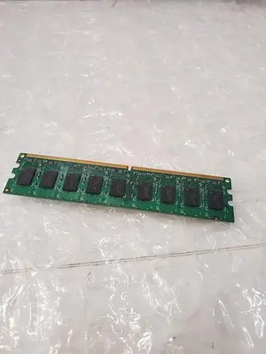 MICRON 90000-40722-001U 2GB DDR2 MEMORY