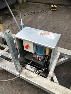 USED ALP-LIFT AERIAL WORK PLATFORM