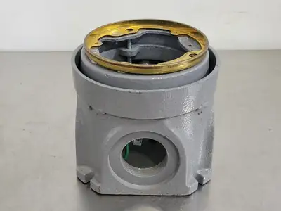 NEW HUBBELL B2536