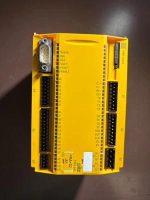 Used PILZ PNOZ M1P 773100 Programmable Logic Controllers Illinois US | Aucto #1310722