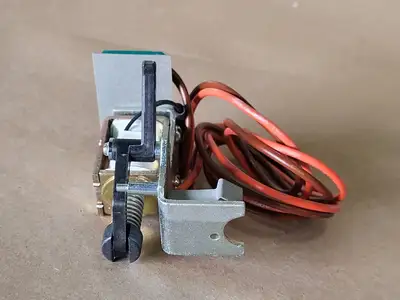 NEW EATON UVH4LP08K