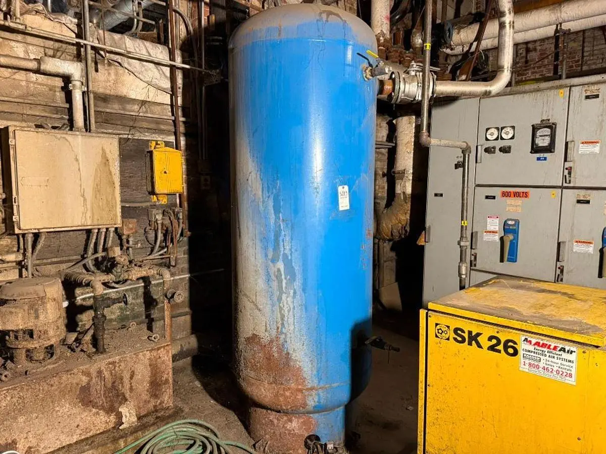 400 GALLON AIR RECEIVING TANK