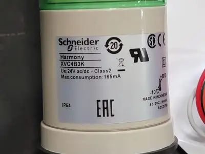NEW SCHNEIDER ELECTRIC XVC4B3K