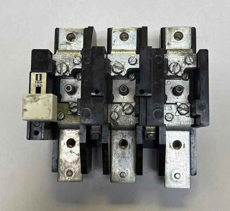 Used CUTLER-HAMMER 1035636 Miscellaneous Equipment (Electrical & Power) Ohio US | Surplus Asset Holdings #1237510