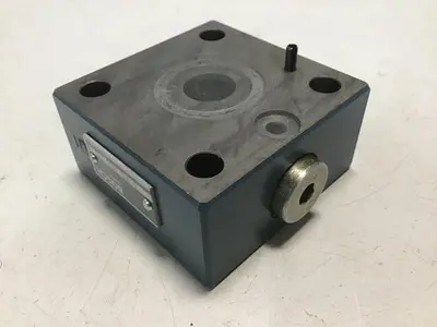 USED BOSCH 0 810 060 715