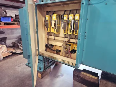 1973 WARNER & SWASEY SC 32 M-4900 CNC Lathes, Slant Beds | N & R Machine Sales (9)