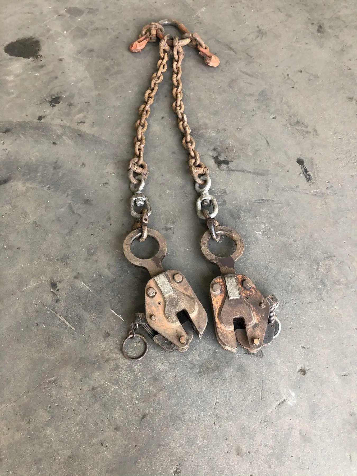 CHAINS: STOCK #14611