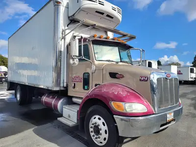 USED 2007 PETERBILT 335