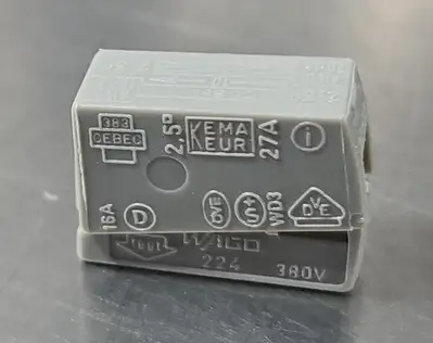 WAGO 224-101 Light Terminal 400V 24A 2.5mm2 - Box of 7 Loc4C-22