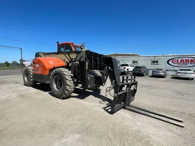 USED 2023 JLG 1075