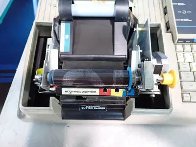 USED BRADY LABEL AND SIGN MAKER M