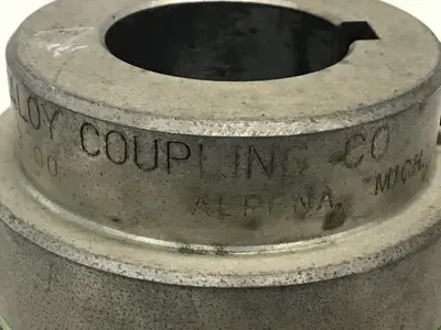 USED MAGNALOY COUPLINGS 300 LJ