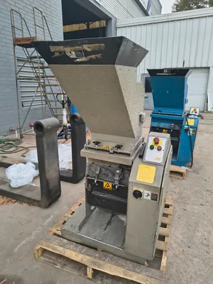 CONAIR CLS-814 Plastic Granulator | ESS Industrial Equipment Sales (4)