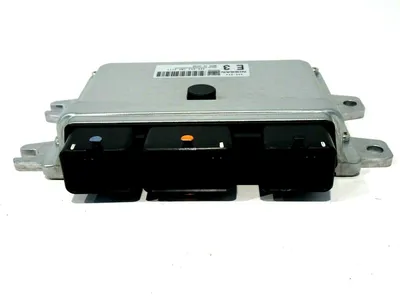 NEW HITACHI NISSAN A56-D54 ENGINE COMPUTER A56D54