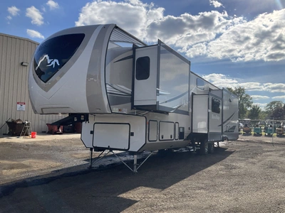 Used 2021 HIGHLAND RIDGE MESA RIDGE Campers, Caravans, Motorhomes Michigan US | Miedema Asset Management Group #1579962