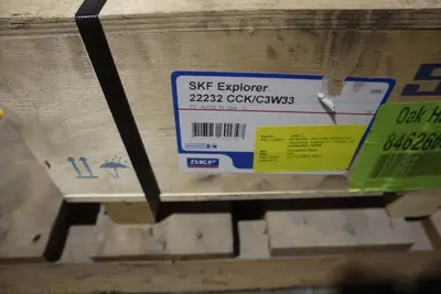 SKF Spherical Roller Bearing 22232 CCK/C3W33 / 22232CCK/C3W33 NEW STOCK CC33 7316576601347