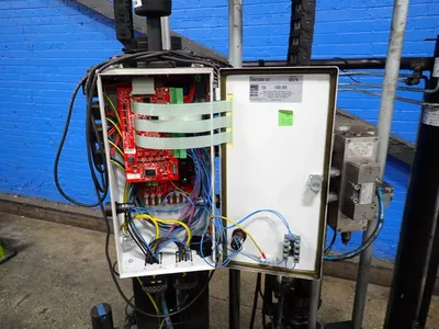 8 Bar Adhesive Dispensing System