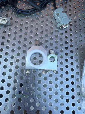 USED TECHON TSR2201 DISPENSING ROBOT 3-AXIS 200MM X 200 MM