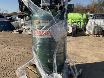 Used CHAMPION 172-1,VR10- 12, 460/60/3/W Lubricated Reciprocating Air Compressors Michigan US | Miedema Asset Management Group #1761134