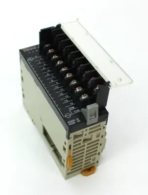 USED OMRON CJ1W-OC211