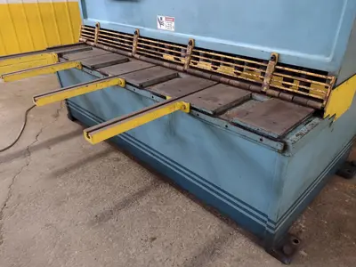 8' x 1/4" MASTER-FAB MODEL #SSB250-8 HYDRAULIC SHEAR: STOCK #18844
