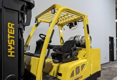 USED 2019 HYSTER S120FTS