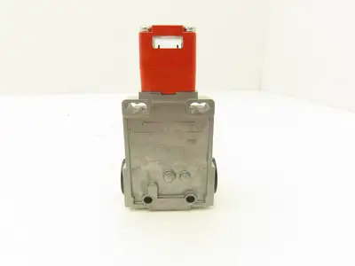 Omron D4BS-75FS Solenoid Interlock Limit Switch Safety Door 2A/400V