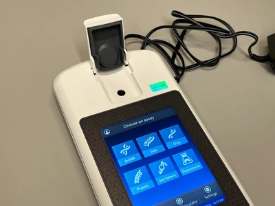USED Thermo Scientific Invitrogen Qubit  4