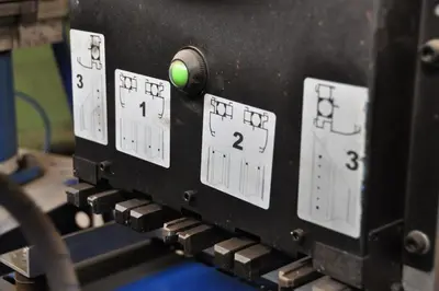 USED SCHÜCO PUNCHING UNITS