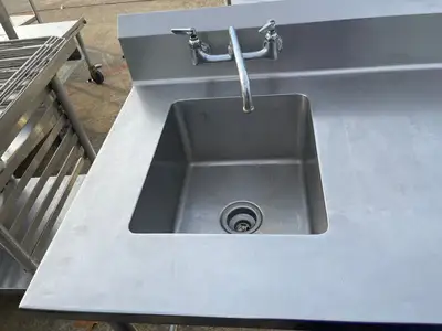 Used Advance Tabco Used 90" Advance Tabco Stainless Steel Table with Sink - SS280 Food Prep Tables Illinois US | Falcon Restaurant Supply #1375776