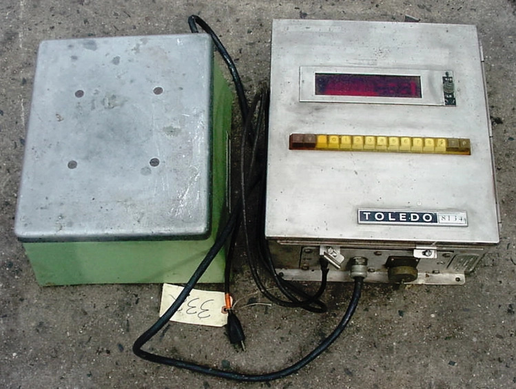 Used TOLEDO 8134 Platform Scales New Jersey US | Champion Trading Corporation #424502
