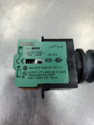 Used Schlegel _UNKNOWN_ Relays & Switches South Carolina US | Palmetto Automation #1163698