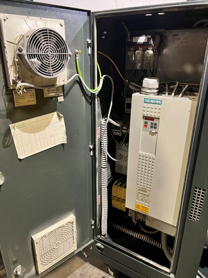 USED 2010 KAESER SFC22