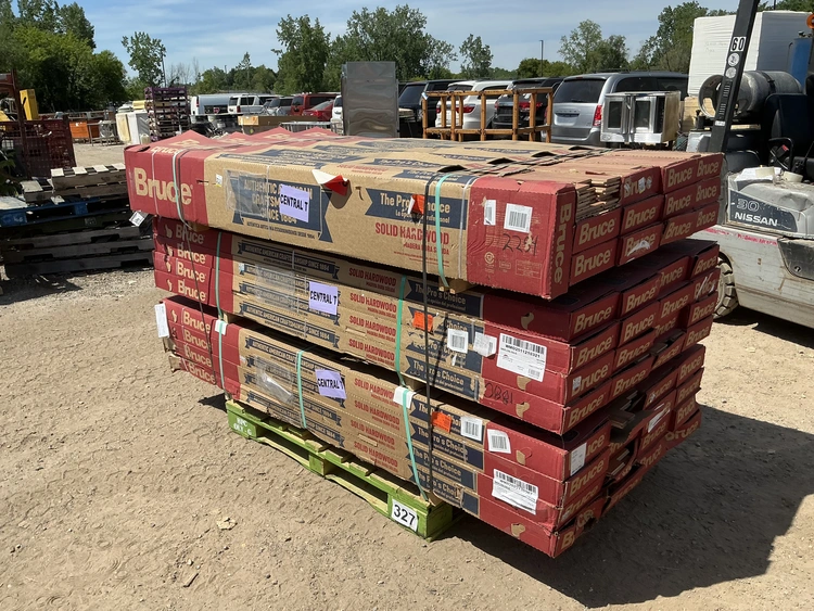 Used _UNKNOWN_ _UNKNOWN_ Flooring, Windows, and Doors Michigan US | Miedema Asset Management Group #1180549