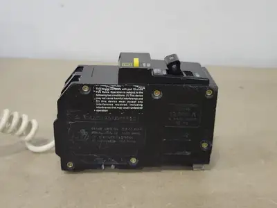 USED SQUARE D QO260