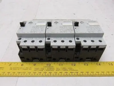 Siemens (1) 3VU1300-1NH00 & (2) 3VU1300-1MG00 Motor Starter W/Buss Connector