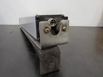 USED WELDOTRON 8271