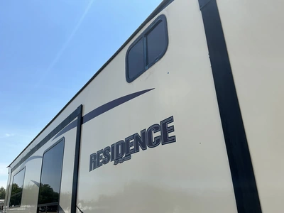 Used 2016 KEYSTONE RESIDENCE 4051FL Campers, Caravans, Motorhomes Michigan US | Miedema Asset Management Group #1327788